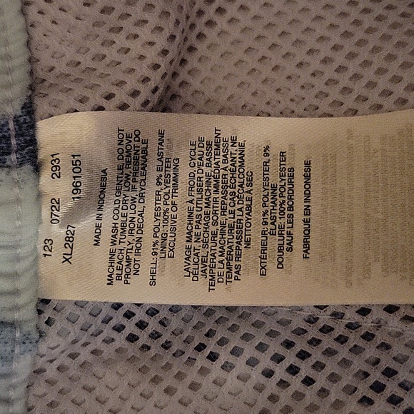 NWT: Women's Columbia Bogata Bay Stretch Printed Shorts - Picture 9 of 10